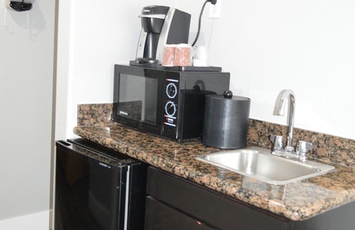 Healdsburg Hotel | Fairview Inn and Suites