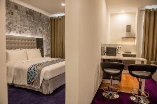 Fort Hotel | Fairway Colombo - Sri Lanka's First Hotel With Robot Technology