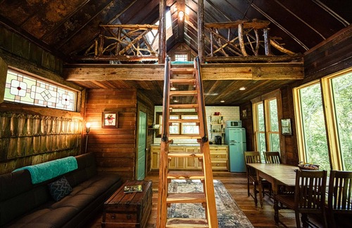 Newell Cabin | Fairytale Cabin on Lake Wedowee