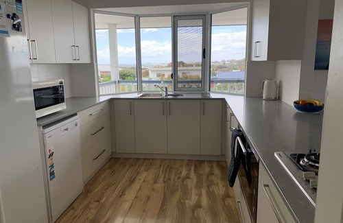 Falcon House | Falcon Bayview Beach House