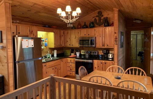 Fair Play Cabin | Fall Fun at the Lake! Awesome Fire Pit - 4 Bedroom, 4 Bath Cabin with Dock