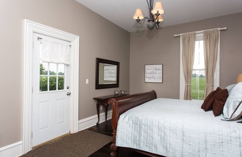 Buchanan Other | Fall Getaway to Wine and Brewery country. Oct 24 and 31 Weekends Available.