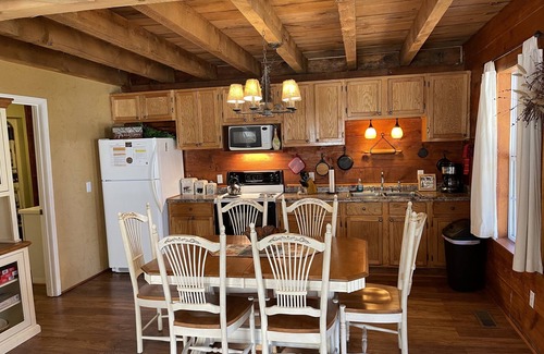 Spencer Cabin | Fall … into a cabin get-a-way! TN State parks close by!