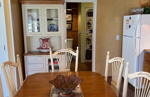 Spencer Cabin | Fall … into a cabin get-a-way! TN State parks close by!