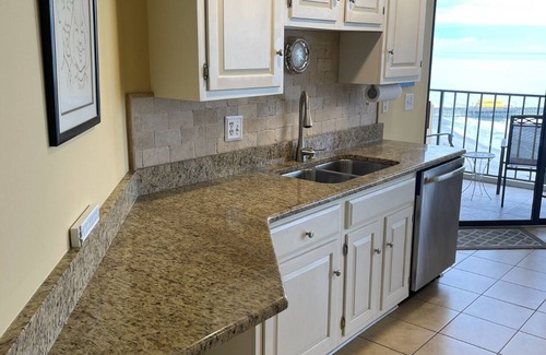 Myrtle Beach Condo | FALL into the summer sunshine! Last week left! Book Now!