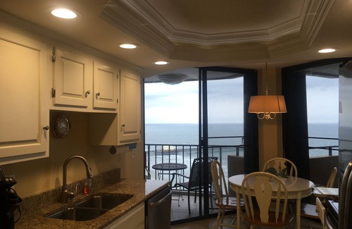 Myrtle Beach Condo | FALL into the summer sunshine! Last week left! Book Now!