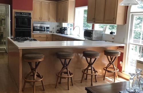 Roswell House | Fall Special! Luxury Executive Home for Rent