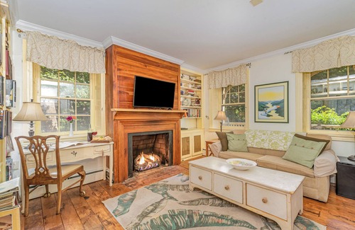 Carlisle Bed & Breakfast | Fallen Tree Farm Bed & Breakfast