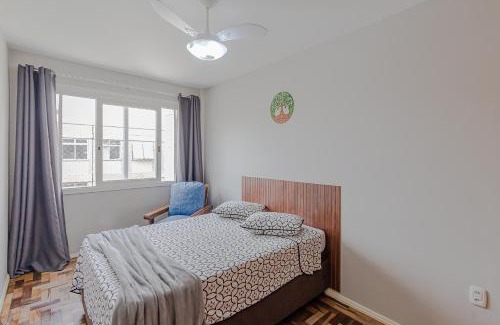 Jardim Botanico Apartment | Familiar II 2km da PUC II 4km do Centro ll Wi-Fi 500 Mega ll 780m da Av Ipiranga ll 2km Hospital São Lucas PUCC ll 4,9km da Rodoviária ll 8km do Aeroporto ll