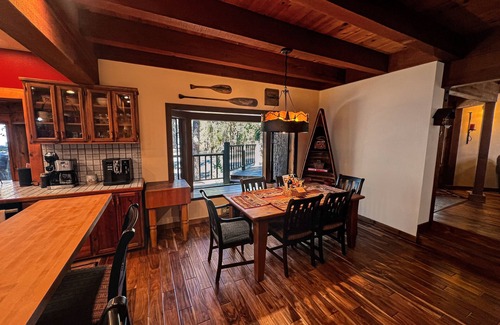 Graeagle Cabin | Family Cabin in Graeagle CA w/King Bed & EV Charge