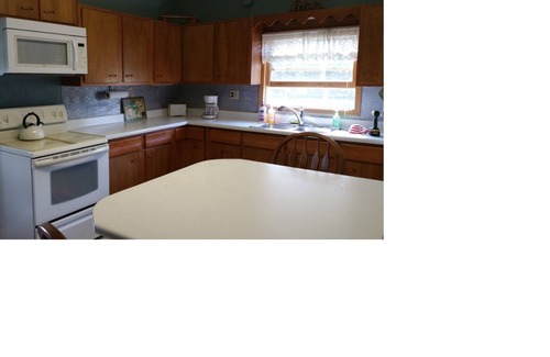 Vienna House | Family Country home ready for a getaway in east S Dak. Hunting & fishing close.