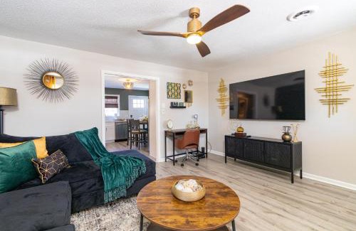 Graham Apartment | Family friendly & 5-mins to downtown Graham