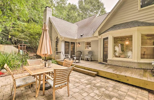 Athens House | Family-Friendly Athens Escape about 2 Mi to UGA!