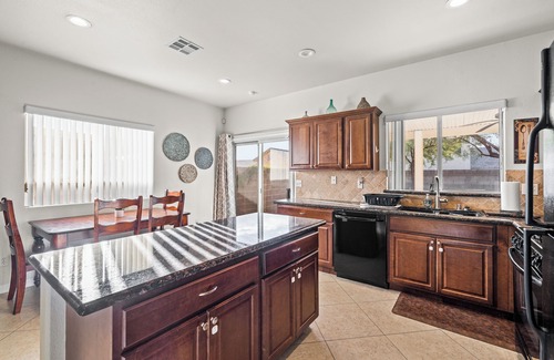 Centennial Hills House | Family Friendly House in Centennial Hills