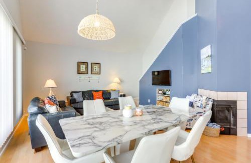 Port Clinton House | Family-Friendly Port Clinton Home with Private Deck