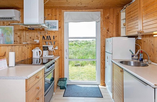 Lild Strand House | Family-friendly Retreat near Beach - By Traum Ferienwohnungen