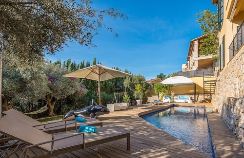Calvia House | Family-friendly villa with pool and garden at the foot of the Tramuntana mountains