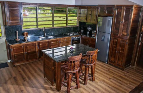 Fusagasuga House | Family Fun 4/BD Villa with pool