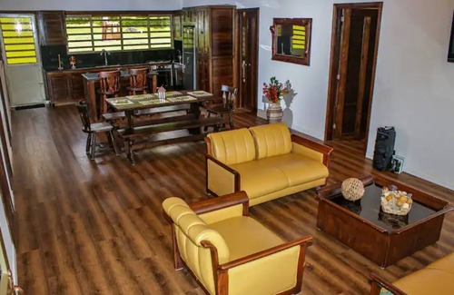 Fusagasuga House | Family Fun 4/BD Villa with pool