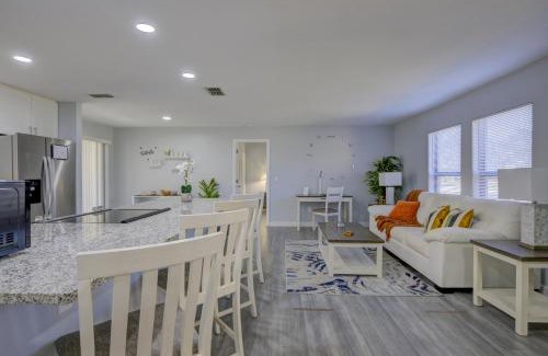 Fruitville House | Family Fun Ping Pong, Bbq, Walk To Park Nearby