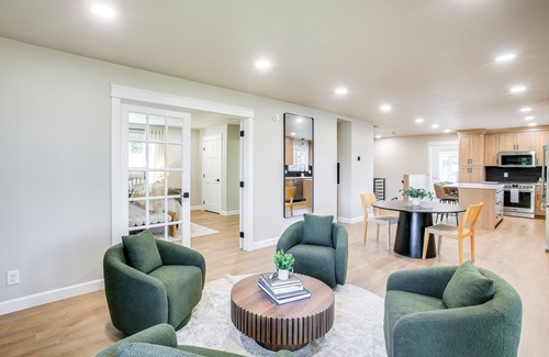 Coeur d'Alene House | Family Home 6 Mi to Dtwn CDA: Lake & Sunset Views!