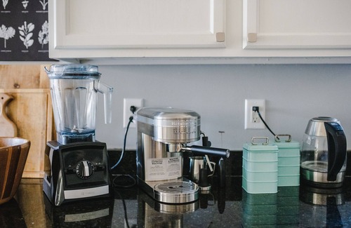 Taylors House | Family Home away from Home with large fenced in Backyard