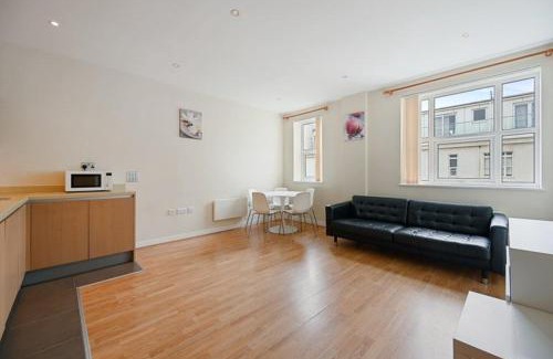 Cranbrook Villa | Family home