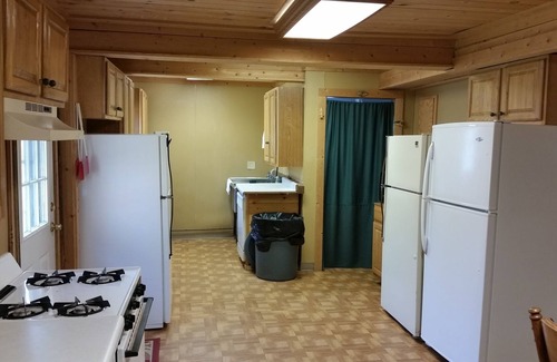 Emily Cabin | Family Lodge - 12~BR with 7~BA - Great for Reunions!