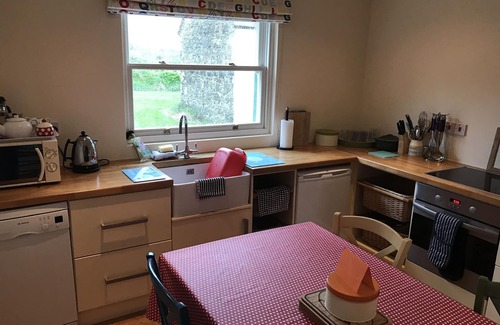 Logboy Cottage | Family & Pet Friendly Restored Cottage in East Mayo with 4* Bord Failte Award