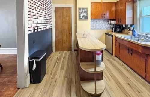 Mason City House | Family sized charmer