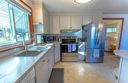 Middletown House | Family Stays: Middletown, CT