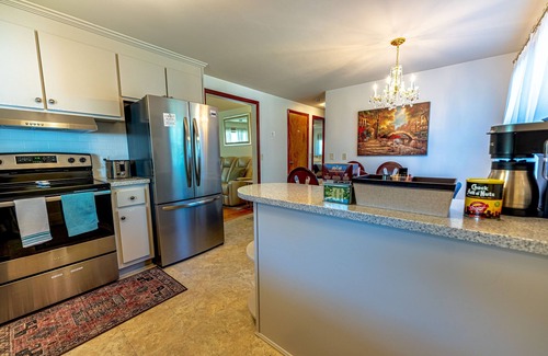 Middletown House | Family Stays: Middletown, CT