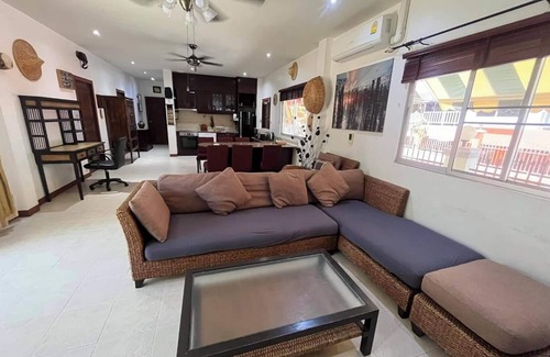 Pratumnak Hill Villa | Family Villa 3 Bedrooms - 2 minutes from the beach