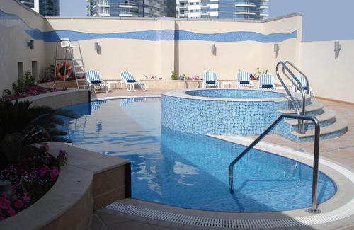 Barsha Heights Apartment | Fancy Studio in hotel with daily housekeeping and full kitchenette