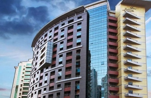 Barsha Heights Apartment | Fancy Studio in hotel with daily housekeeping and full kitchenette