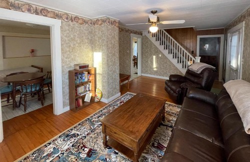 Dexter House | Fanjoy Camp