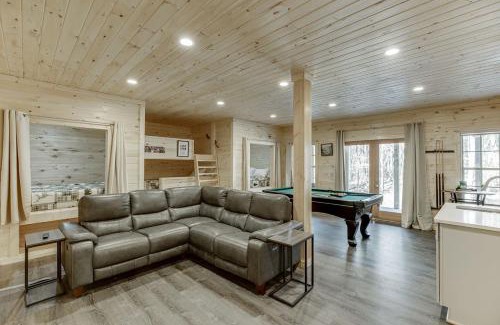 Helen House | Fantastic Family Cabin w Firepit