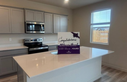 Merced House | Fantastic fully Furnished 3-bedroom house with AC in Merced