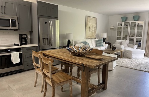 Key Biscayne Apartment | Fantastic Key Colony apt with beach ,pool and tennis