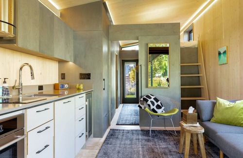 Tieton Cabin | Fantastic Location on Town Square, Luxe Tiny Cabin, 2 Queens, Private Garden