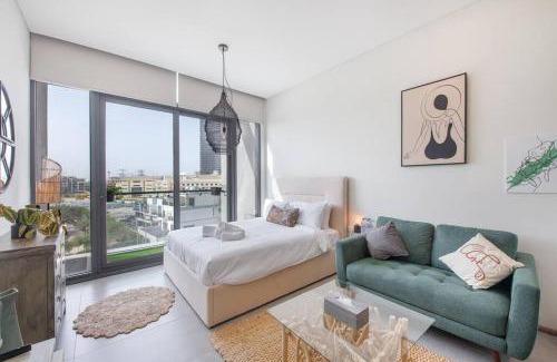 Jumeirah Village Circle Apartment | Fantastic Studio resort style facilities - OFFER