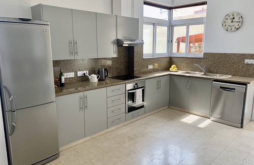 Peyia Town Villa | Fantastic Views, accommodation with private pool & games room, recently upgraded