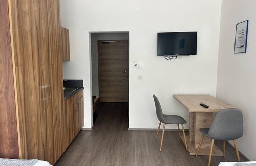 Kremsmuenster Apartment | FarawayHomes Studios Kremsmünster