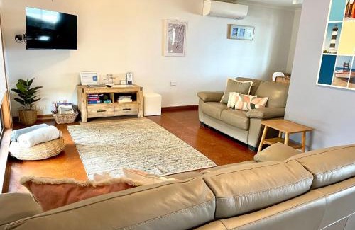 Emu Bay House | Fareview Beach House