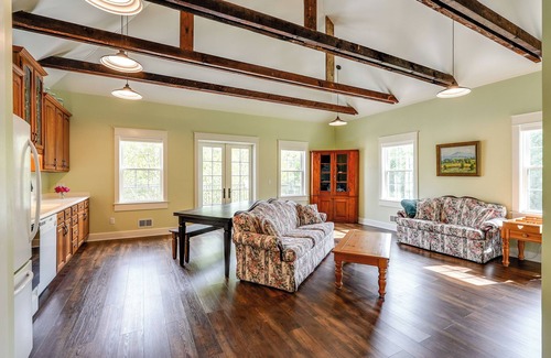 Peninsula House | Farm Guesthouse in CVNP near Brandywine Falls