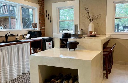 Castle Hayne House | Farm Life Experience