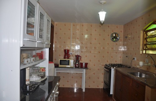 Brotas House | Farm of Coqueiros - Farm in the urban area of the city with vast green area.