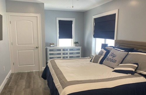 Wadesville House | Farmhouse 7 min from New Harmony 12 min from USI