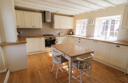 Sturton By Stow Cottage | Farriers Cottage