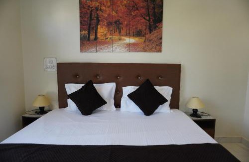 Srinagar House | Farsal Villa